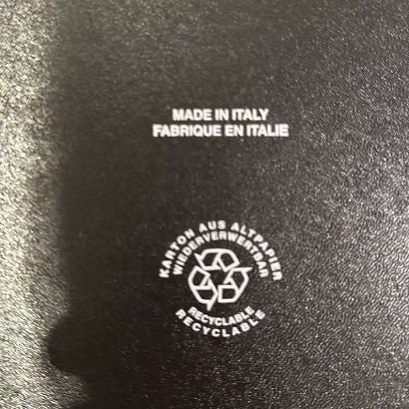 CHANEL Goatskin Interlocking Art Heel High Heels - Picture 5 of 9